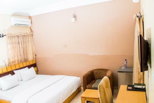 Western Sun International Hotel