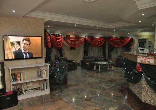 Western Sun International Hotel