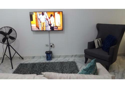 1 Bedroom Apartment, Chevron Drive