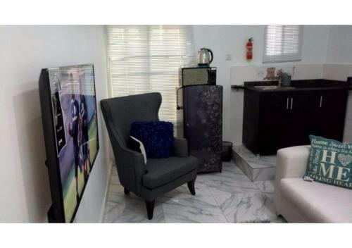 1 Bedroom Apartment, Chevron Drive