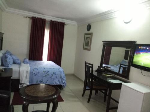 Hotel The Emperor's Place. Plot 12 (oak Villa)