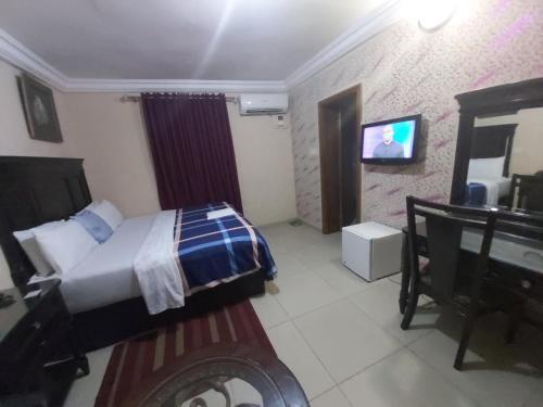 Hotel The Emperor's Place. Plot 12 (oak Villa)