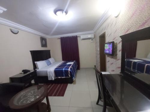 Hotel The Emperor's Place. Plot 12 (oak Villa)
