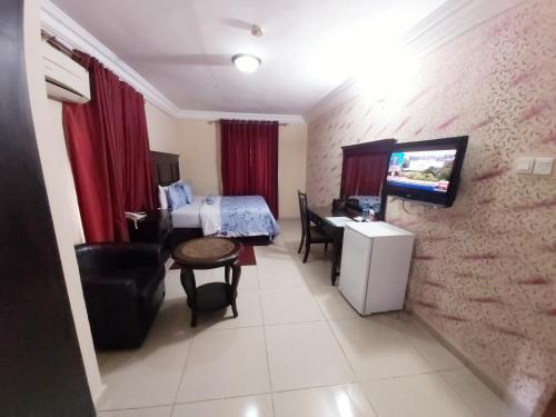 Hotel The Emperor's Place. Plot 12 (oak Villa)