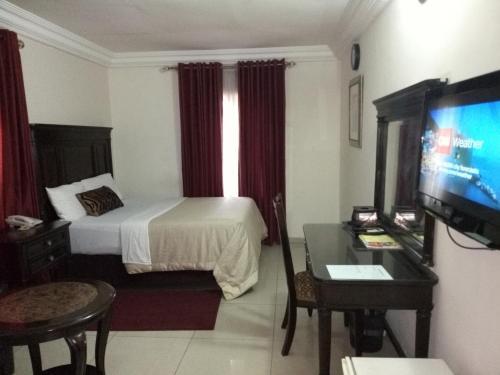Hotel The Emperor's Place. Plot 12 (oak Villa)