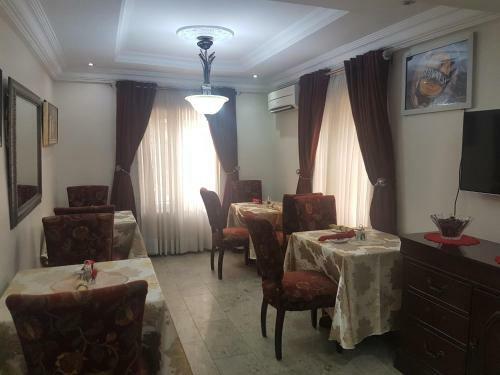 Hotel The Emperor's Place. Plot 12 (oak Villa)