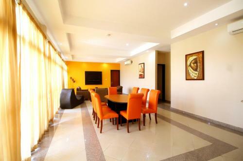 La Cour Hotels And Apartments Cooper