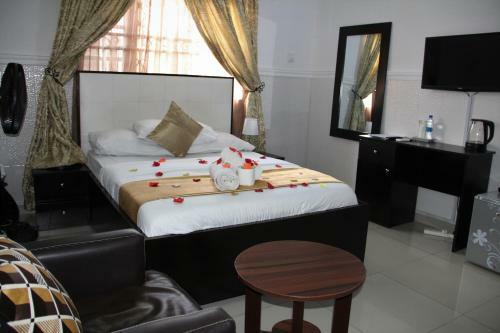 Hostal Vinchee Suites