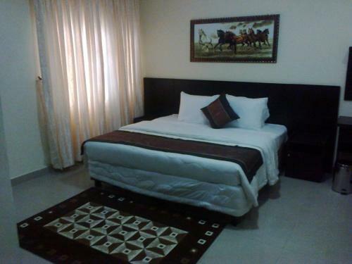 Conference Hotel And Suites Sagamu