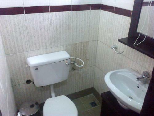 Conference Hotel And Suites Sagamu