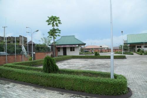 Conference Hotel And Suites Sagamu