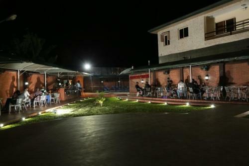 Conference Hotel And Suites Sagamu