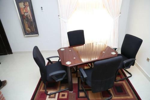 Conference Hotel And Suites Sagamu