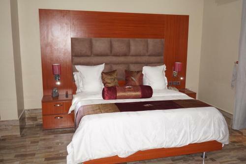 Hotel Aenon Suites Oshogbo