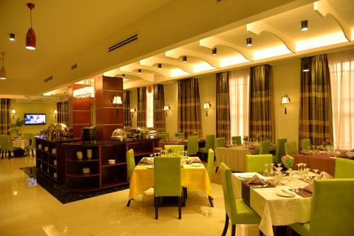 Grand Pela Hotel & Suites