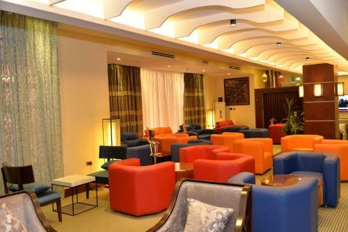 Grand Pela Hotel & Suites