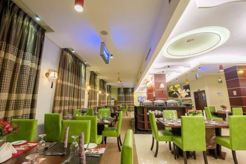 Grand Pela Hotel & Suites