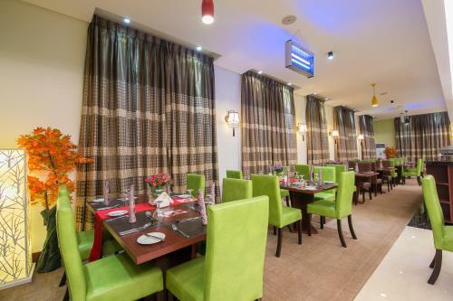 Grand Pela Hotel & Suites