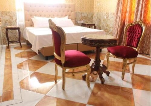 Grand Emperor Hotels, Lekki Phase 1