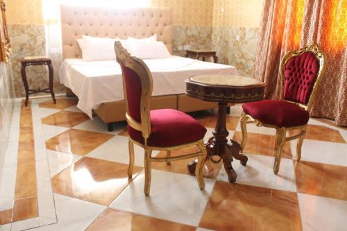 Grand Emperor Hotels, Lekki Phase 1