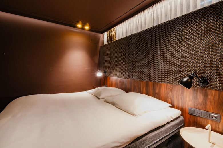 Hotel De Jonker Urban Studios & Suites