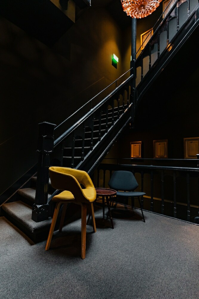 Hotel De Jonker Urban Studios & Suites