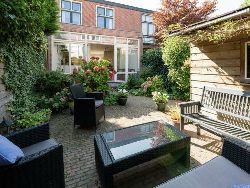 Modern Holiday Home In Bloemendaal With Garden