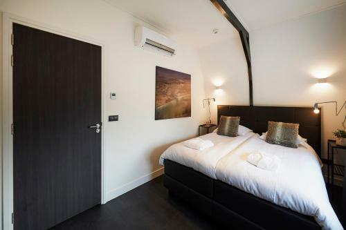 "de Bank" - Hotel Apartments