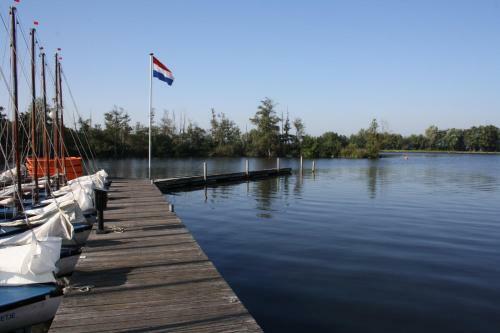 Holiday Home De Zuwe - Loosdrecht