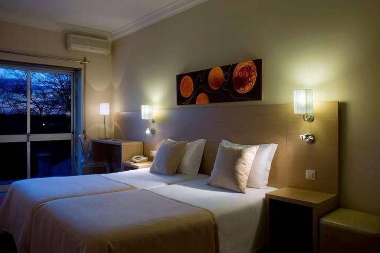 Hotel Lagoa Dos Pastorinhos