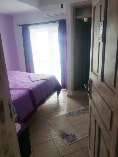 Bed & Breakfast Knidos Hotel
