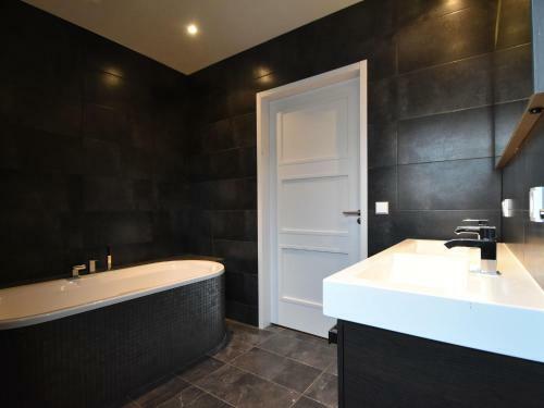 Modern Villa In Harderwijk With Jacuzzi
