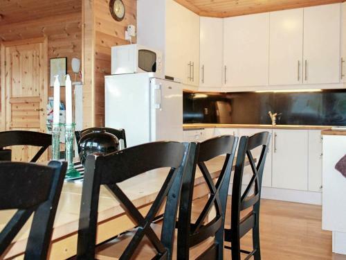 Holiday Home Hebnes II