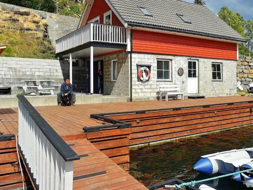 Four-bedroom Holiday Home In Utsira