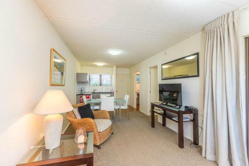 Motel Emerald Inn On Takapuna Beach