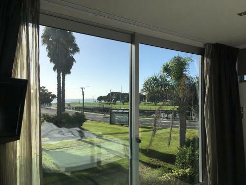 The Beach View House, Milford