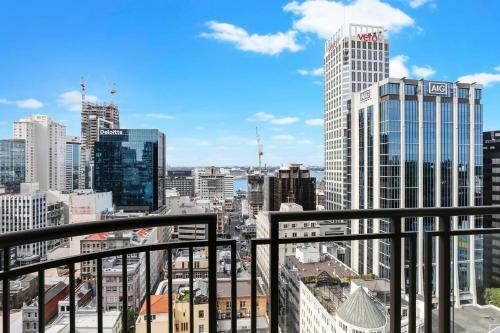 Apartamento Stylish, Sophisticated, And Sky Tower Views