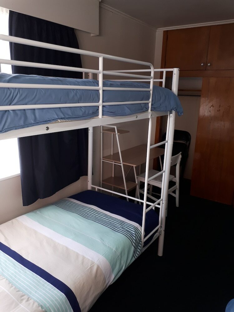 Hostal Bucklands Beach Guest House