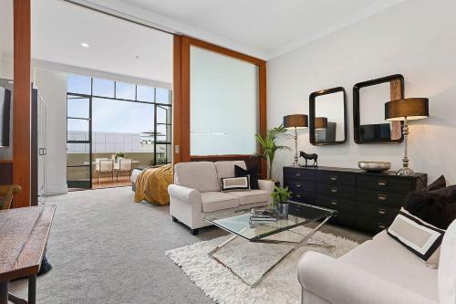 Beautifully Decorated Apartment In Auckland Cbd
