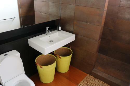 Hostal Nyima Tashi Buddhist Centre