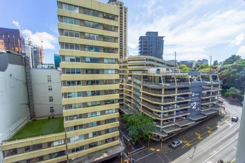 Central One Bedroom Apartment Close To Sky Tower
