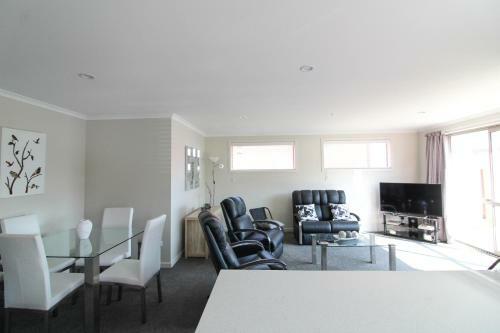 Modern Mosgiel Sanctuary