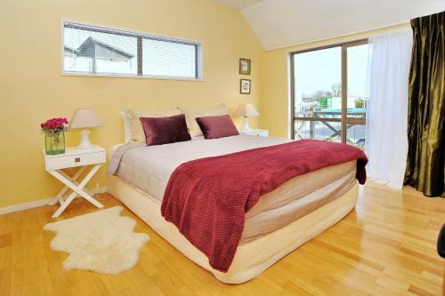 Salisbury Apartment - Christchurch Holiday Homes