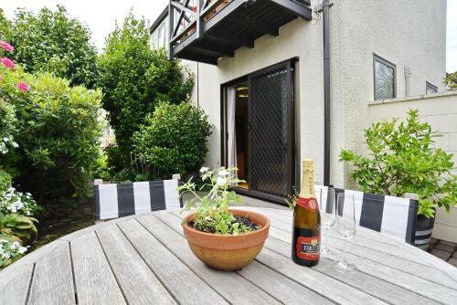 Salisbury Apartment - Christchurch Holiday Homes