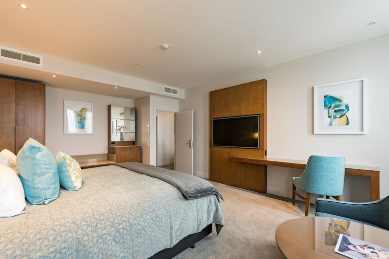 Distinction Christchurch Hotel