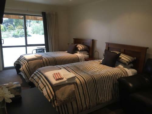 Good Life Apartment