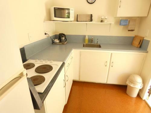 Lodge Aroha Island