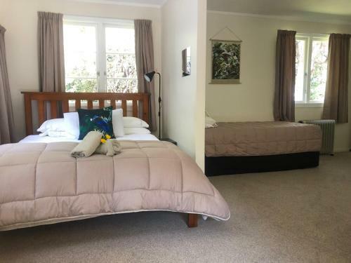 Lodge Aroha Island