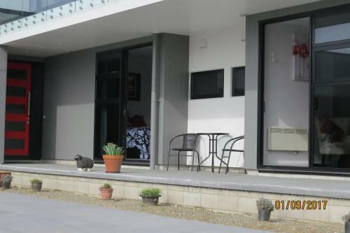 Hostal Cairns Retreat