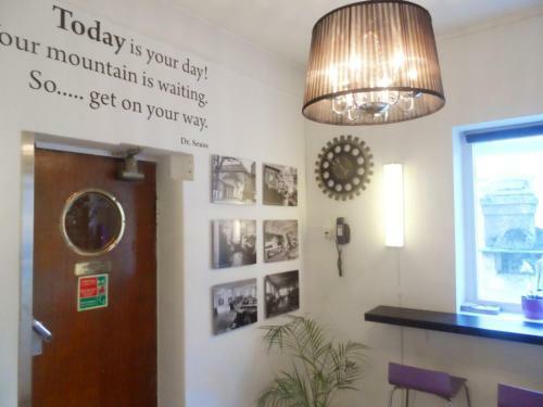 Albergue Marken Guesthouse